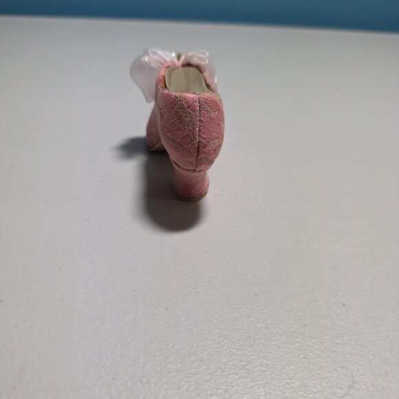 EUC Putting on the Ritz Tiny Shoe - Picture 5 of 7